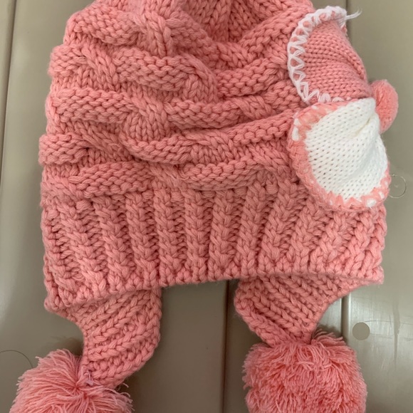 Winter hat - Picture 2 of 3